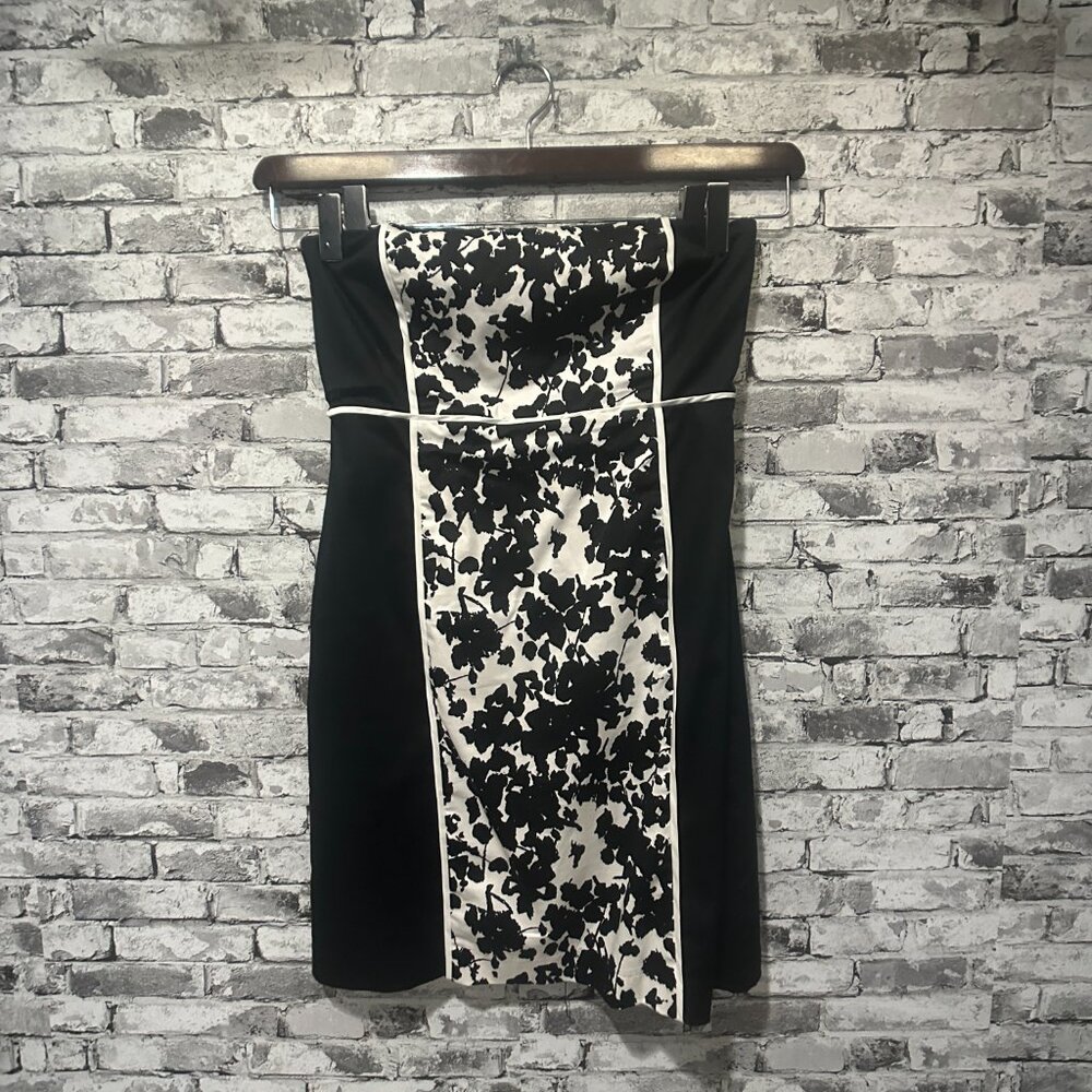 EUC New York & Company Black & White Strapless Dress Size 10